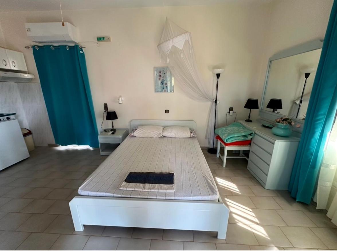 Tersanas Beach Apartments Chorafakia Екстер'єр фото