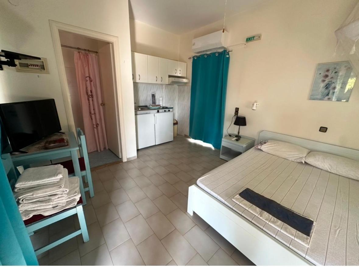 Tersanas Beach Apartments Chorafakia Екстер'єр фото